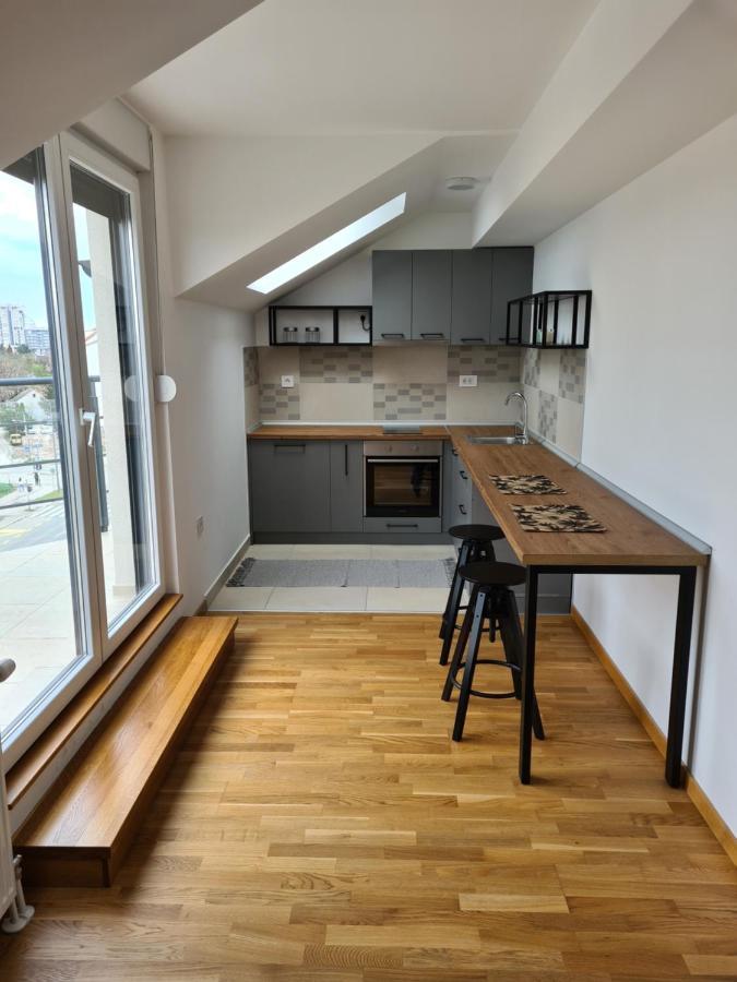 New Now Living Lägenhet Novi Sad Exteriör bild